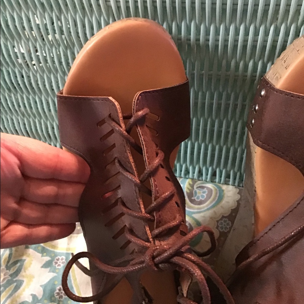 Wedges - Picture 3 of 3